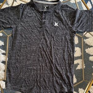 Boys Hurley Henley short sleeved heathered Tshirt. L and in great condition